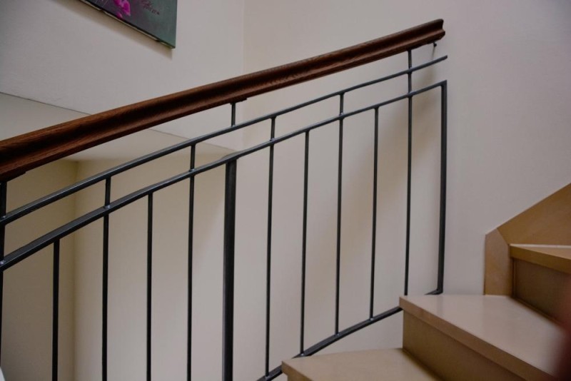 Treppengeländer Stahl verzinkt und pulverbeschichtet class=